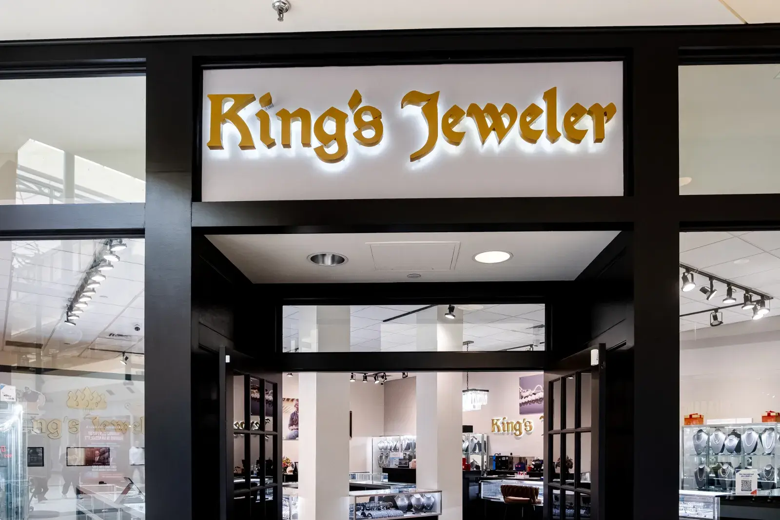 The King's Jeweler Family, Owners & Master Jewelers at King's Jeweler